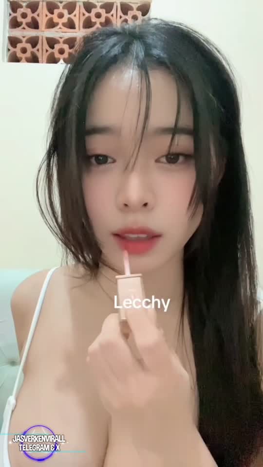 Telegram @jasverkenvirall - Lecchy Lia si paling tobrut (6) - Bokep Indo Viral.mp4