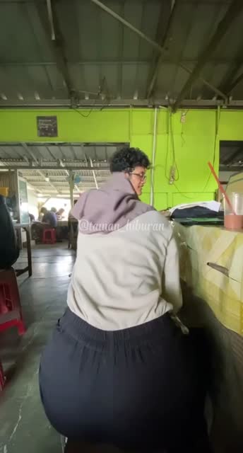AMALIA MUTHYA 07.mp4