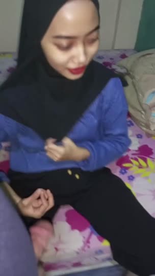 Hijab nyepong - Tele@hematkawan10.mp4