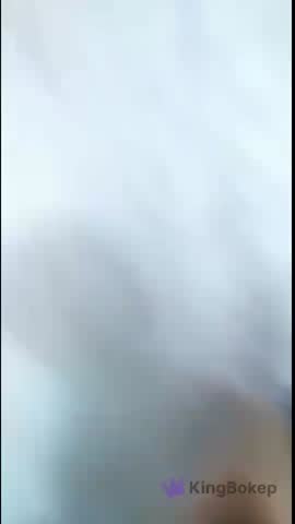 Ibu-Ibu Tetangga Berjilbab Kena Crot di Muka - Kingbokep.mp4