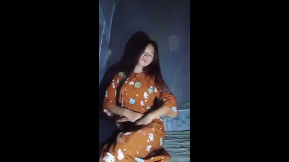 Video Bokep Baru Mau Tidur di Suruh Pacar Colmek Dulu - Ruang Bokep.mp4
