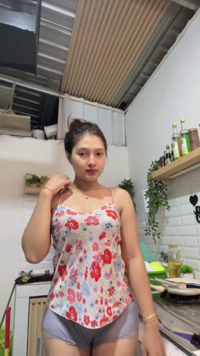 video_2026-10-06_23-32-10.mp4