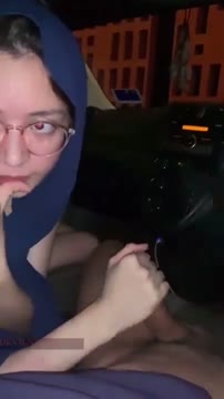 Ukhti_imut_suka_kontol.mp4