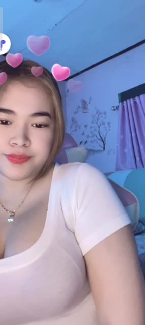 Selebgram Ajeng Sakit hati Sama coeoknya. Temen Sendiri diajakin Ngewek Biar kagak mewek