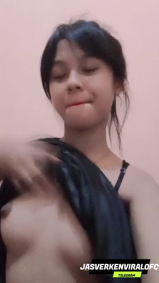 TELE @JASVERKENVIRALOFC - CAROLINE SMP 03 - Bokep Indo Viral.mp4