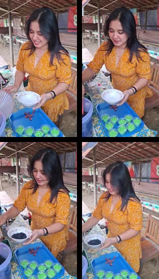 Janda jualan es dawet pembeli pada betah.mp4