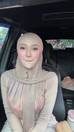 Hijab dlm mobil.mp4