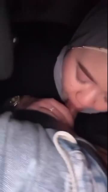 Awek Malay Hijab Nyepong - Tele @PejuangLendir01.mp4