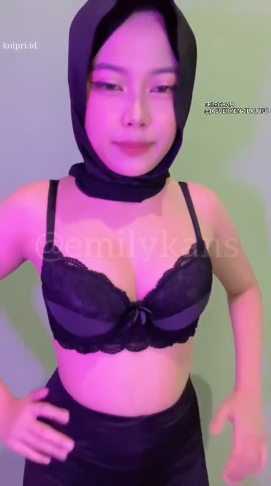 Talent Emilykans Update 07 - Telegram @jasverkenviralofc - Bokep Indo Viral.mp4