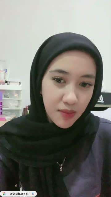 Mbak_Tiwi_Ukhti_Mode_Brutal_Tutupin_Pakai_Anu_Dream.mp4.mp4