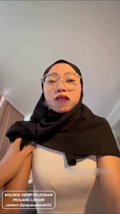 Jilbab terbaru 3 - sedap gila katanya Di goyan sampai tumpah dalam