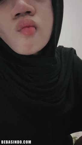 Bokep Indo Abg Hijab Live Pamer Toket Mulus - BOKEPSIN COM