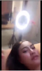 4 a enak nya punya pacar LC doyan ewek.mp4