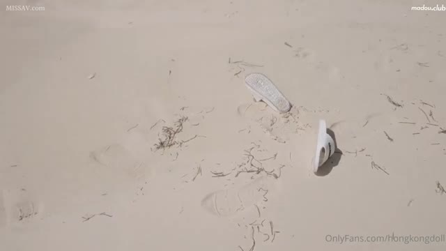 5_6111682107942115552.mp4