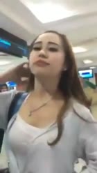 selingkuhan di labrak sama istri sah.mp4