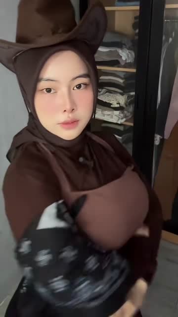 video_2026-10-06_19-53-15.mp4