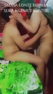 selvia jilbab hijau tobrut blowjobs