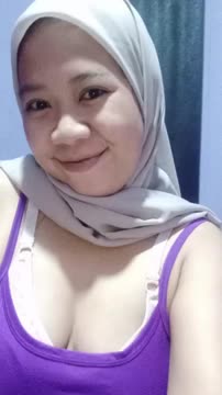 HIjab stw pamer tt montokk- Tele@hematkawan10 (1).mp4