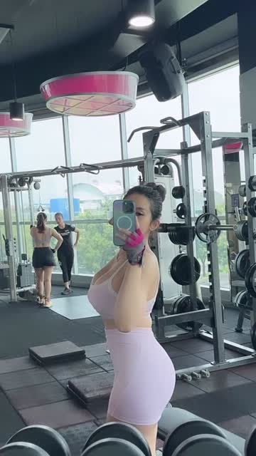ameliaaaa.ns_20250717_STORIES_3678343307983751458_3_3678476135677395284.mp4