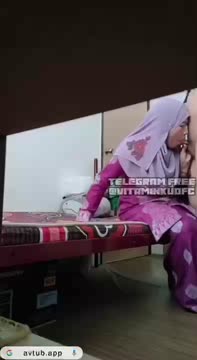 Bu Guru STW Gamis Ungu Direkam Diam Diam - vidxlr.top