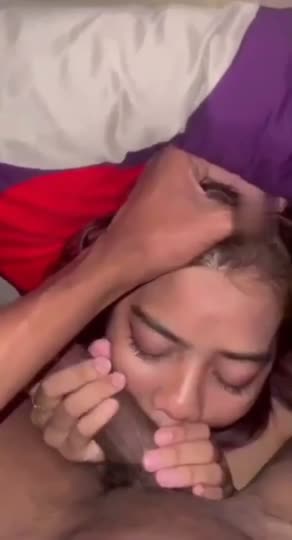 Desahan nahan sakit sedap katanya.mp4