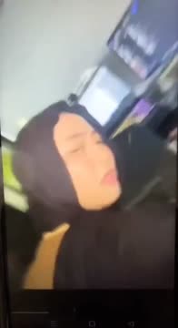 Amalia Mutya - Hijabers Cantik Yang Hyper 01.mp4