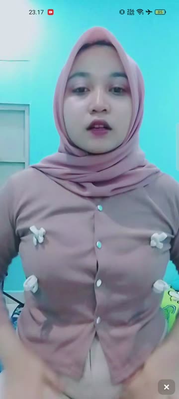 Xd Zahra pemanasan sebelum colmek pakai timun 1