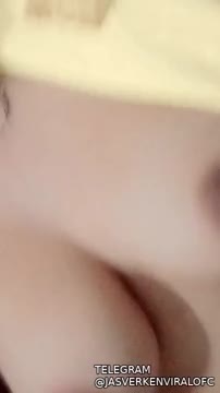 Putri Tiarafa Abg SMA 01 - Telegram @jasverkenviralofc - Bokep Indo Viral.mp4