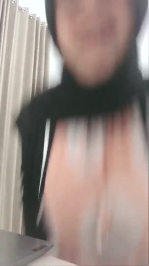 ×͜VID× 20240218 039473 - Vava Hijab Gak Pake BH Melonnya Gondal Gandul
