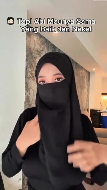 lonte_hijab_demen_banget_pamer_body.mp4.mp4