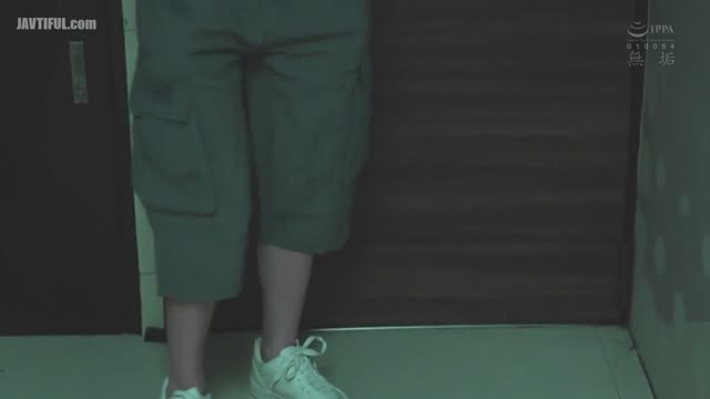 MUDR-389 - Tele @kucingjapann - Teman di kompleks perumahan, seorang teman yang selalu sendirian dan tampak k... - Sumire Kuramoto.mp4