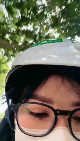 tobrut banget masker apem tembem 