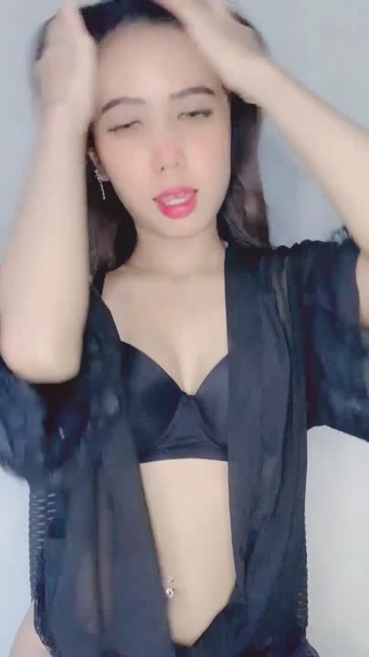 Alara Bling2 - Colmek Vibra Sampai Kejang.mp4