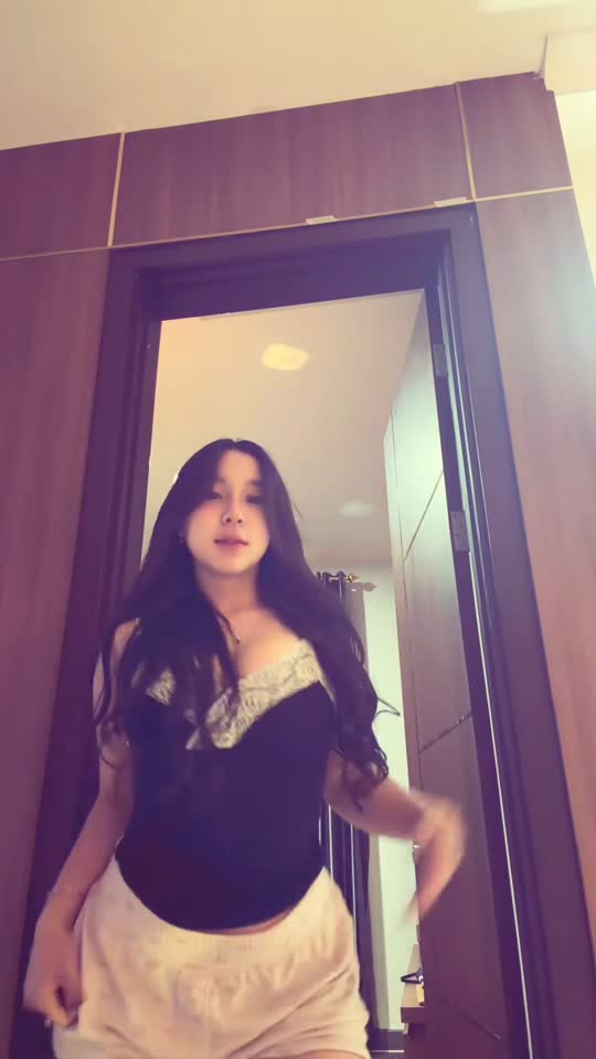 video_2026-10-15_20-35-20.mp4