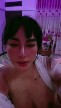 BARU LAHIRAN TANTE KINA EW BRONDONG