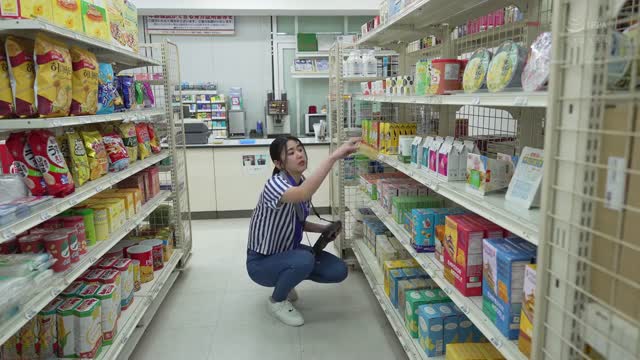 MFYD-185 - Tele @kucingjapann - Ciuman saja tidak apa-apa, bukan perselingkuhan, kan Di sebuah convenience... - Rei Saegusa.mp4