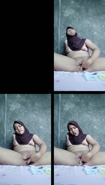 bocil_jilbab_lg_belajar_kocok_turuk_pr2.mp4