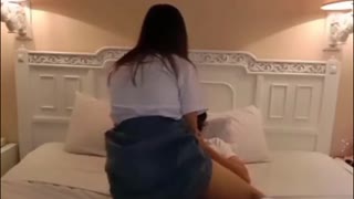 Gadis SMA Melayani Om Mesum Demi Iphone - BokepID - vidxlr.top