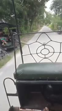Si Centil Ngewe sama Supir Bentor bag2
