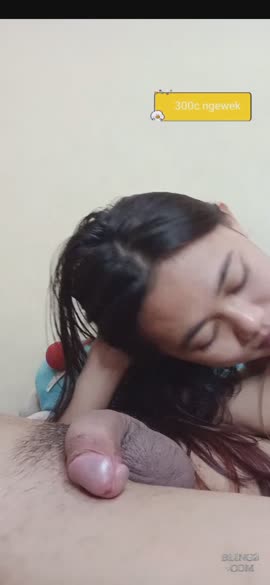 CILLA SERVISIN AYANG PULANG KERJA KECAPEAN