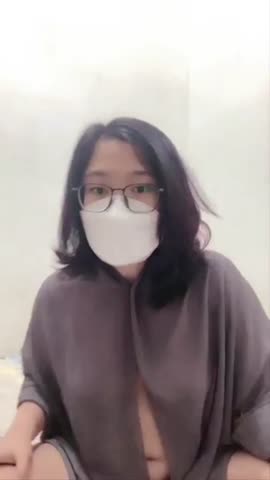 Fidia. Sii Mbak kalem kirain kutu buku. Ternyata liarnya kebangetan benerr