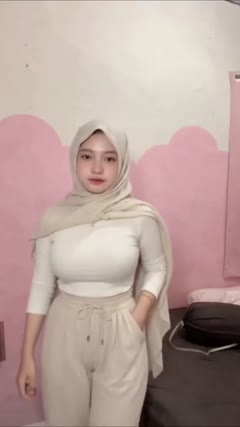 Kecil imut padat.mp4