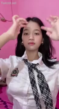 Sherly Pakai Seragam Jepang 1.mp4