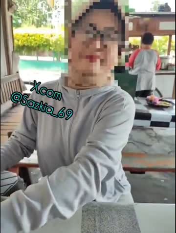 Sazkia Eksib Diwarung Mie Ayam.mp4
