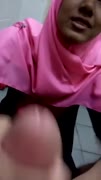 Hijab pink nyepong.mp4
