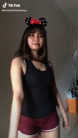 bcf4b777429889d56239f29c8a9d9639.mp4