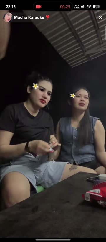 Macha live tiktok mabok pamer dada