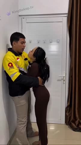 Nonton Video Video Tante ZHmeylin Prank Ojol Indo AV.mp4