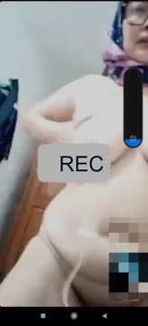 Vcs_memuaskan_hasrat_Bu_lurah - vikuy.click.mp4