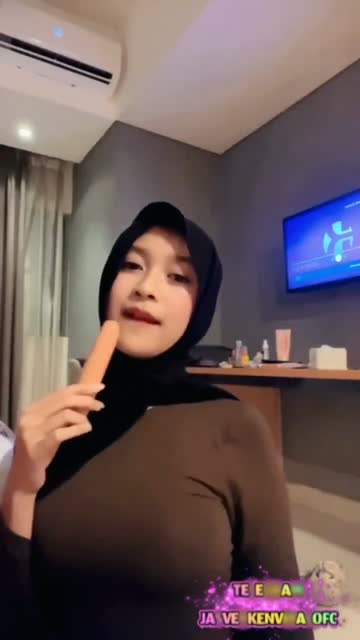 Hijab Umay Viral Tiktok Ekslusif 01 - Telegram @jasverkenviralofc - Bokep Indo Viral.mp4